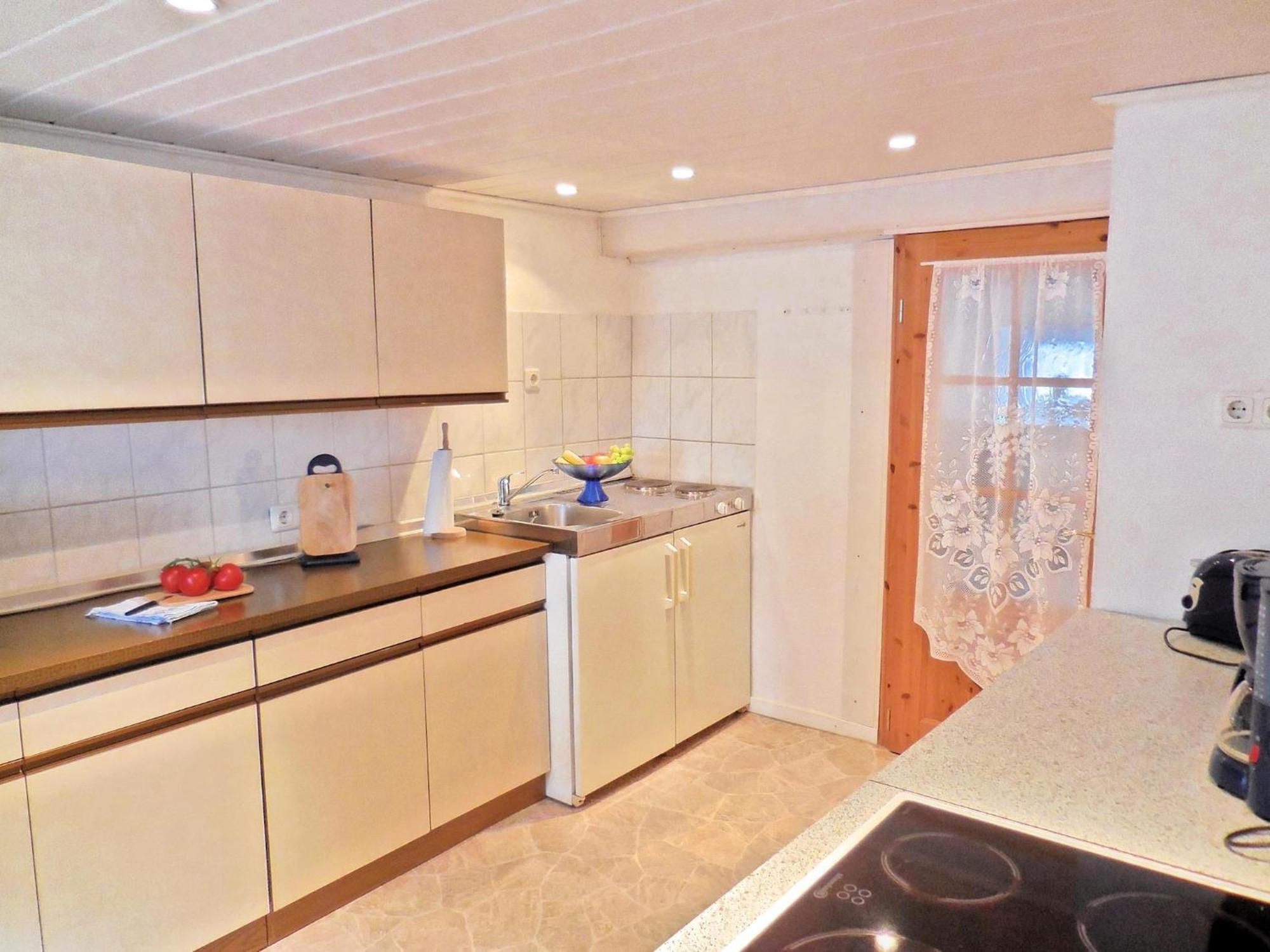 Small Apartment In Hesse With Terrace And Garden Frielendorf Dış mekan fotoğraf