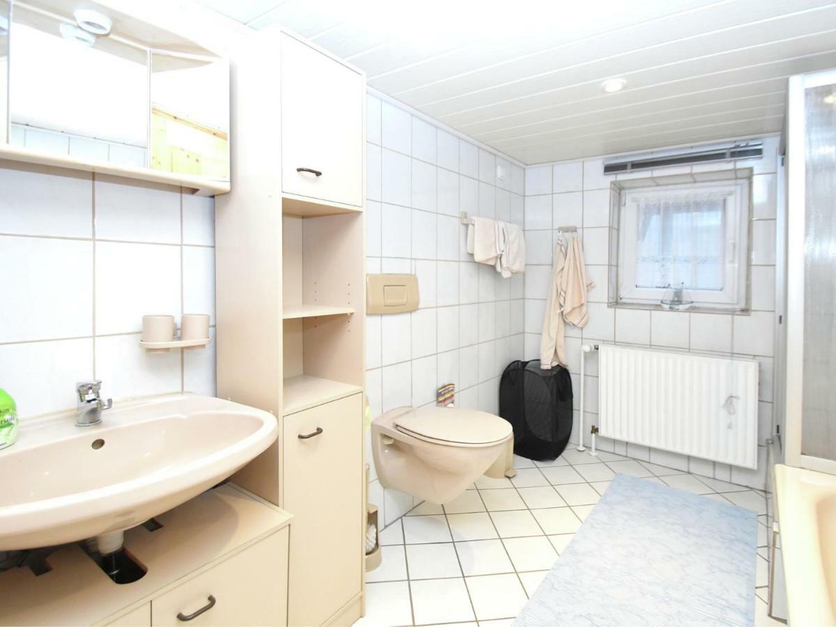 Small Apartment In Hesse With Terrace And Garden Frielendorf Dış mekan fotoğraf